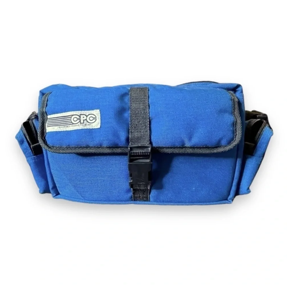 35mm Camera Accessories Bag Nikon Nikkor AF 28-80mm Lens Vivitar Thyristor Flash